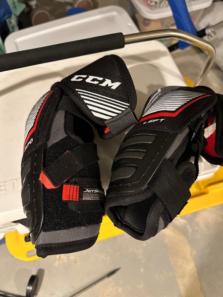Senior Medium CCM JetSpeed FT370 Elbow Pads (Used)