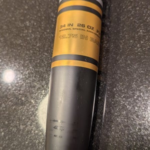 Easton Black Magic Bat (-7) 27 oz 34" (Used)