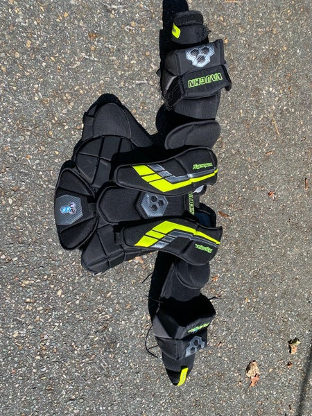 Vaughn Goalie Chest Protector – Intermediate XXL - Excellent Condition