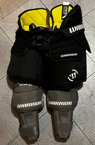 Junior Small / Medium Warrior Ritual X Hockey Goalie Pants (Used)