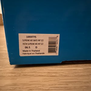 2023 Bauer Supreme M3 Hockey Skates Regular Width 6.5 (Used)