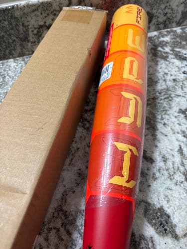 2025 Easton Hype Fire.  New in the Wrapper! 32/27 Drop 5 USSSA Composite.
