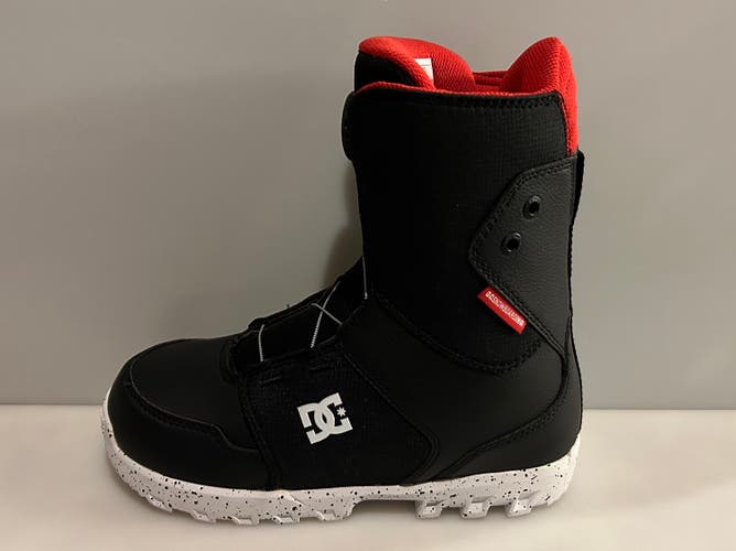 New DC Scout BOA Snowboarding Boots - Youth Size 3 / EU34 NIB