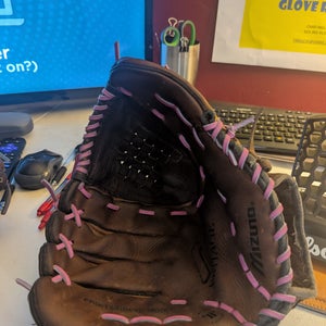 Mizuno LH MVT 1300 Softball Glove 13" (Used)