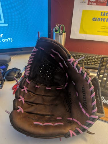 Mizuno LH MVT 1300 Softball Glove 13" (Used)