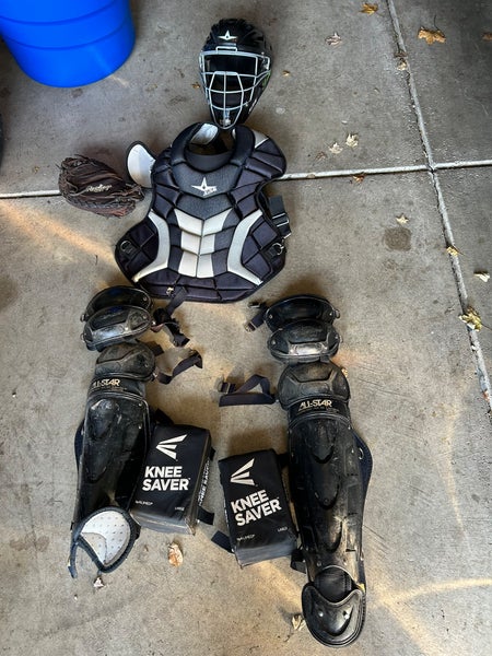 Used Black and Graphite All Star S7 system seven pro Adult catchers set kit