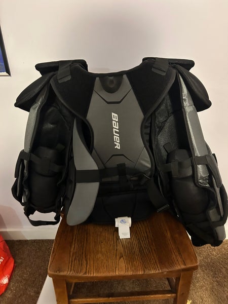 Medium 2024 Bauer GSX Goalie Chest Protector (New)