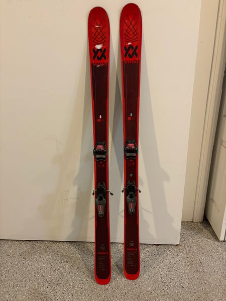 2023 Volkl Mantra M6 177 cm All Mountain Skis With Marker Griffon bindings