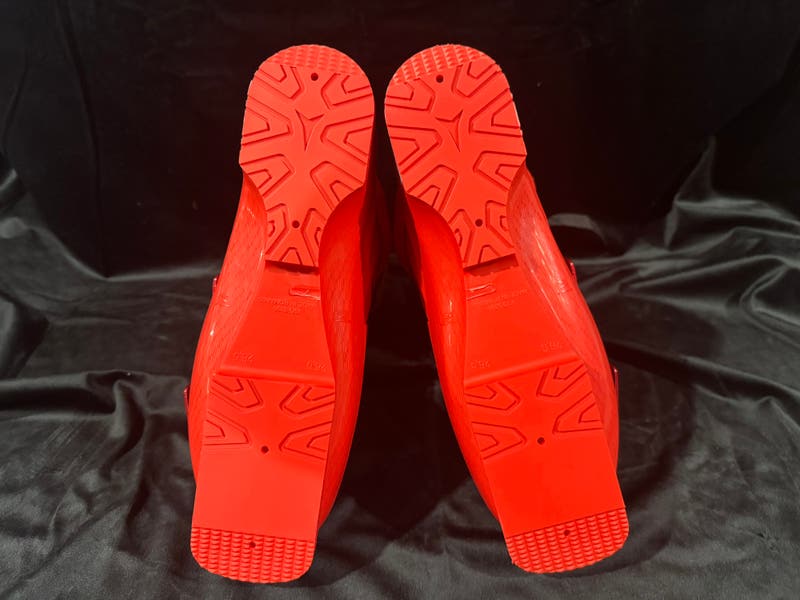 Atomic Redster Club Sport CS 130 BRAND NEW! Ski Boot Size 26.5