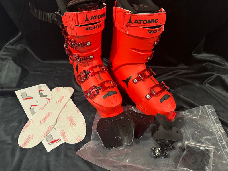 Atomic Redster Club Sport CS 130 BRAND NEW! Ski Boot Size 26.5