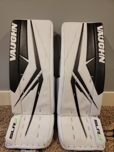 28" Vaughn SLR4 Goalie Leg Pads (Used)