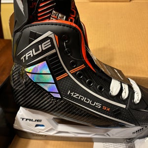 True HZRDUS 9X Hockey Skates Regular Width 7 (New)