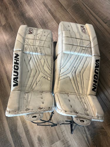 24" 2023 Vaughn Velocity V10 Goalie Leg Pads Pro Stock (Used)