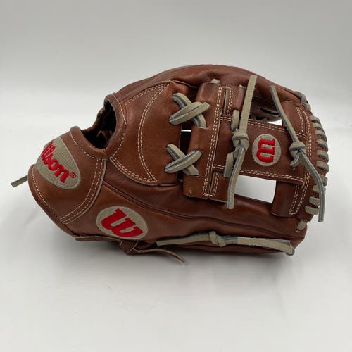 Wilson A2000 1787 11.75 Infield Baseball Glove