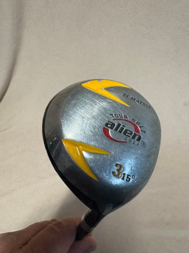 Men's Alien Golf Right Handed Fairway Wood Regular Flex 3 Wood (Used)