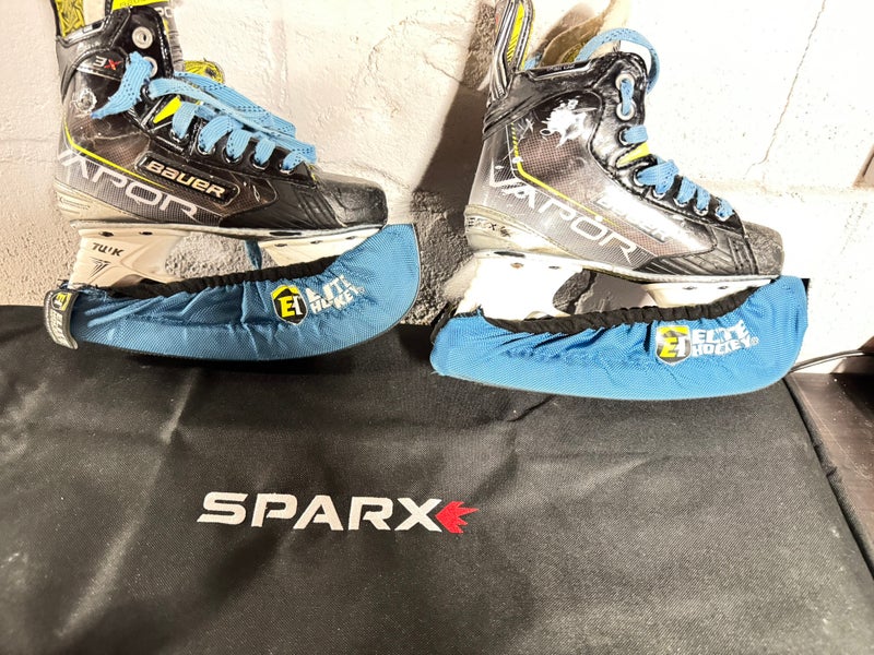 2021 Bauer Vapor 3X Hockey Skates Regular Width Size 2 (Used)