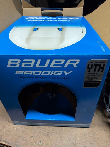 Youth Bauer Prodigy Helmet (New)