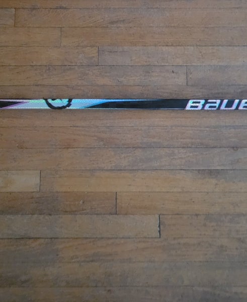 Senior Bauer Proto2 Right Handed Hockey Stick P28 70 Flex (Used)
