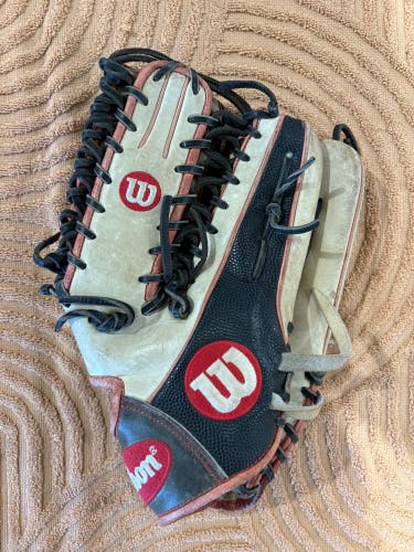 Wilson A2000 OT6 RH Baseball Glove 12.75" (Used)