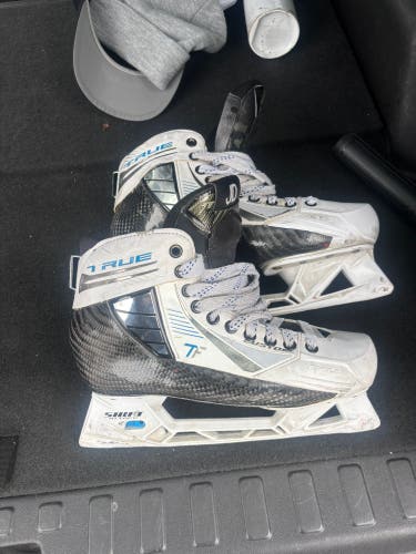 True TF Custom Pro Hockey Goalie Skates 9 (Used)