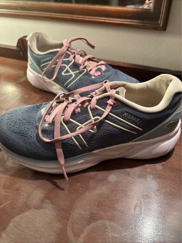 Karhu Blue Women's Size M 8.5 (W 9.5) Adult Unbranded Shoes (Used)