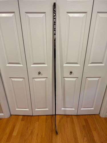 Senior Bauer Vapor Hyperlite 2 Right Handed Hockey Stick P88 65 Flex