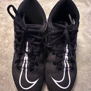 2Y (Big Kids / Youth) Nike Alpha Menace 3 Shark Mid Top (Used)