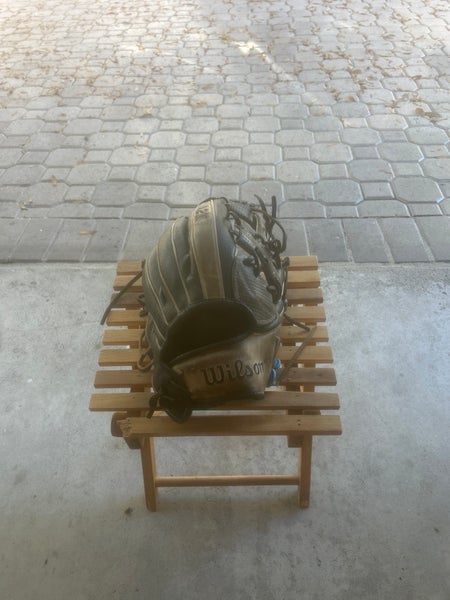 Wilson A2K RH Baseball Glove 11.75" (Used)