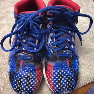 3.5Y (Big Kids / Youth) Under Armour Spotlight Franchise RM 2.0 Mid Top (Used)