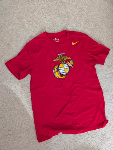Red Marine Corps Small Men's Nike Shirt (Used)