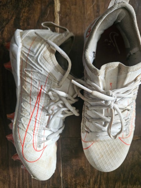 Men's Size M 7.0 (W 8.0) Nike (Used)