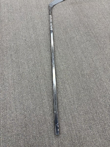 Senior Bauer Vapor Hyperlite 2 Right Handed Hockey Stick 77 Flex Pro Stock