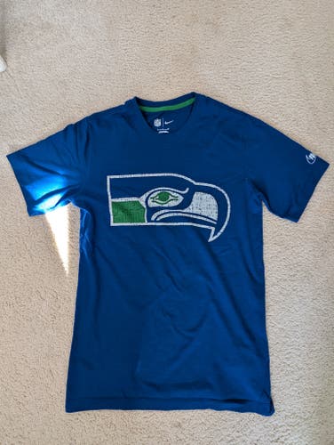 Seahawks Vintage Blue Small Men's Nike Shirt (Used)