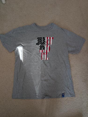 Gray Team USA Medium Men's Nike Shirt (Used)