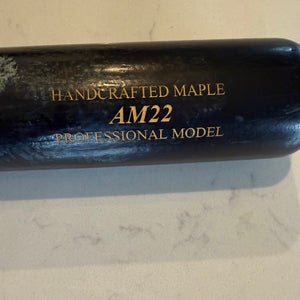 Used Marucci Maple 30 oz 33" AM22 Pro Model Bat