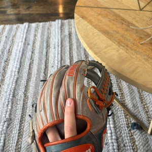 Wilson A2000 CC1 RH Infield Baseball Glove 11.75" (Used)