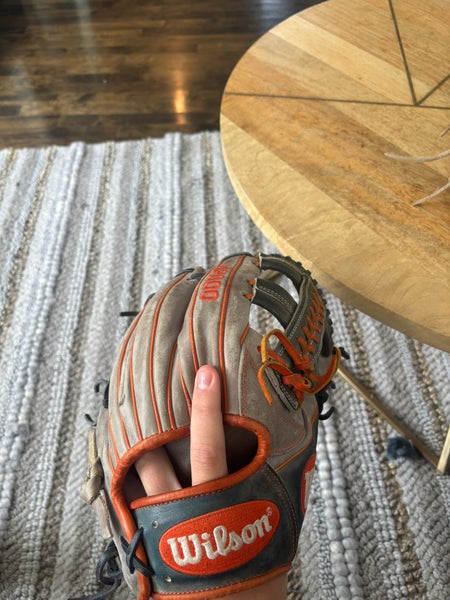 Wilson A2000 CC1 RH Infield Baseball Glove 11.75" (Used)