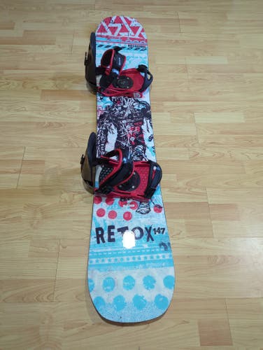 Used 147cm Rossignol Retox Snowboard 2022 W Burton Bindings M Fit 8-10.
