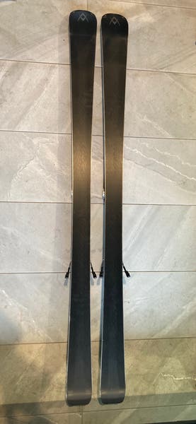 Men's Volkl RTM 75 IS 166cm Skis + Marker 4Motion Bindings