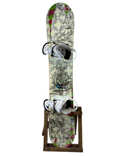 148cm Technine Snowboard W/ Burton Stiletto Bindings