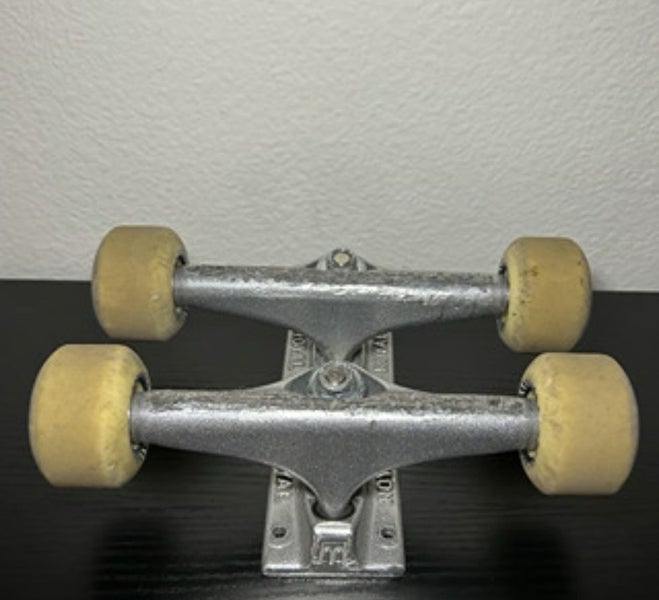 Royal Skateboard Trucks Wheels (One Pair) 144 8.25