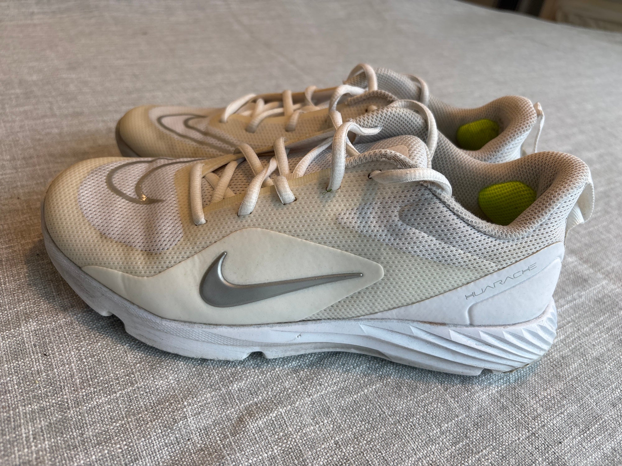 womens size 8 nike huarache