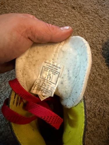 2020 CCM Super Tacks 9350 Hockey Skates 11 (Used)