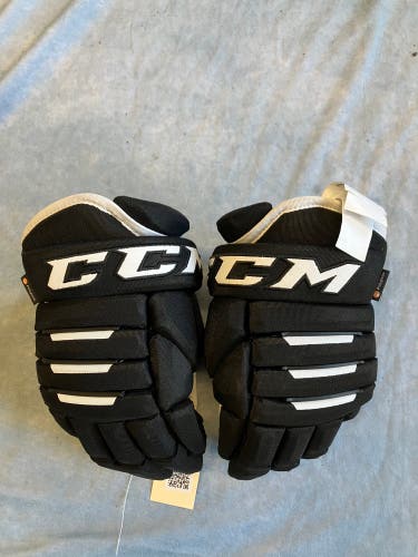 Black Junior CCM 4R Pro2 Gloves 12" (Used)