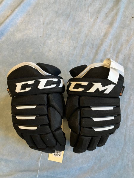 Black Junior CCM 4R Pro2 Gloves 12" (Used)