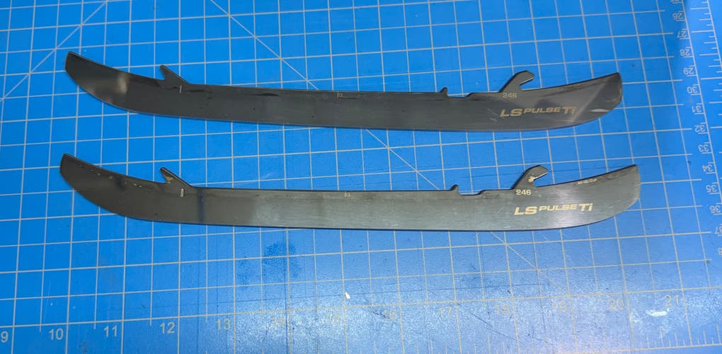 Bauer LS Pulse Ti 246 mm (Used) Size 5 Skate