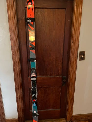 Volkl 200 cm FIS SG Skis (Used)