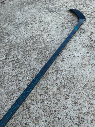 CCM Vizion Pro Stock Hockey Stick Grip 80 Flex P28M Right 37217