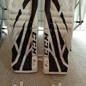 28" CCM Extreme Flex E4.5 Goalie Leg Pads (Used)