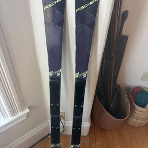 Unisex Fischer RC4 Race JR 140 cm Racing Skis Without Bindings (Used)